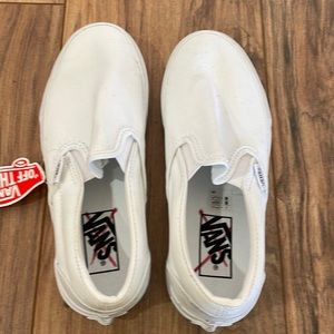 White slip on Vans New